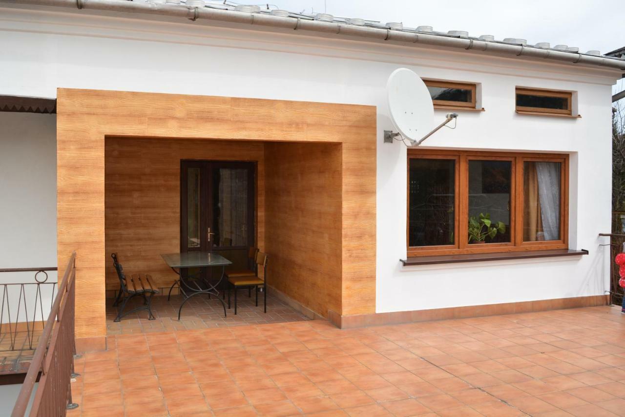 Pokoje Goscinne Bartek Iwonicz-Zdrój Exterior foto