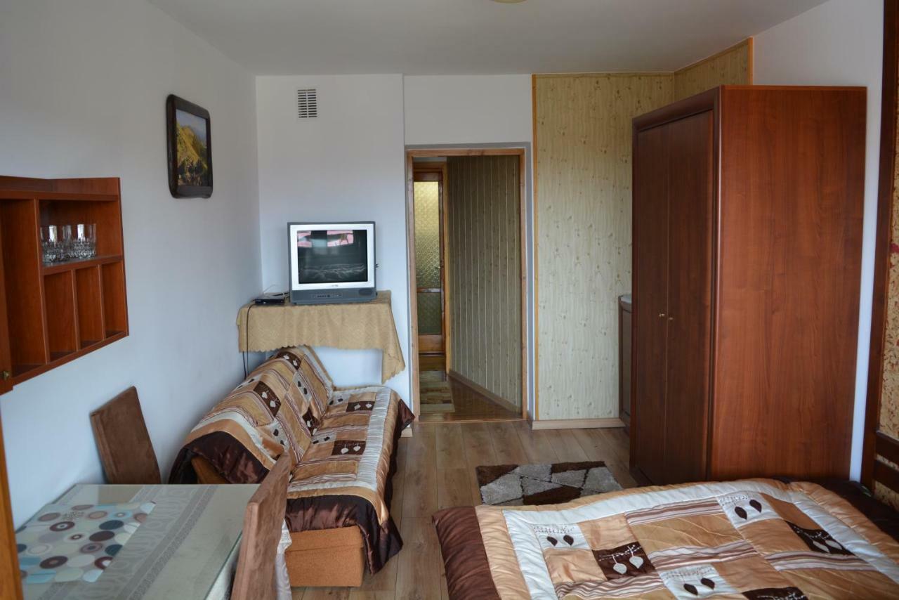 Pokoje Goscinne Bartek Iwonicz-Zdrój Exterior foto